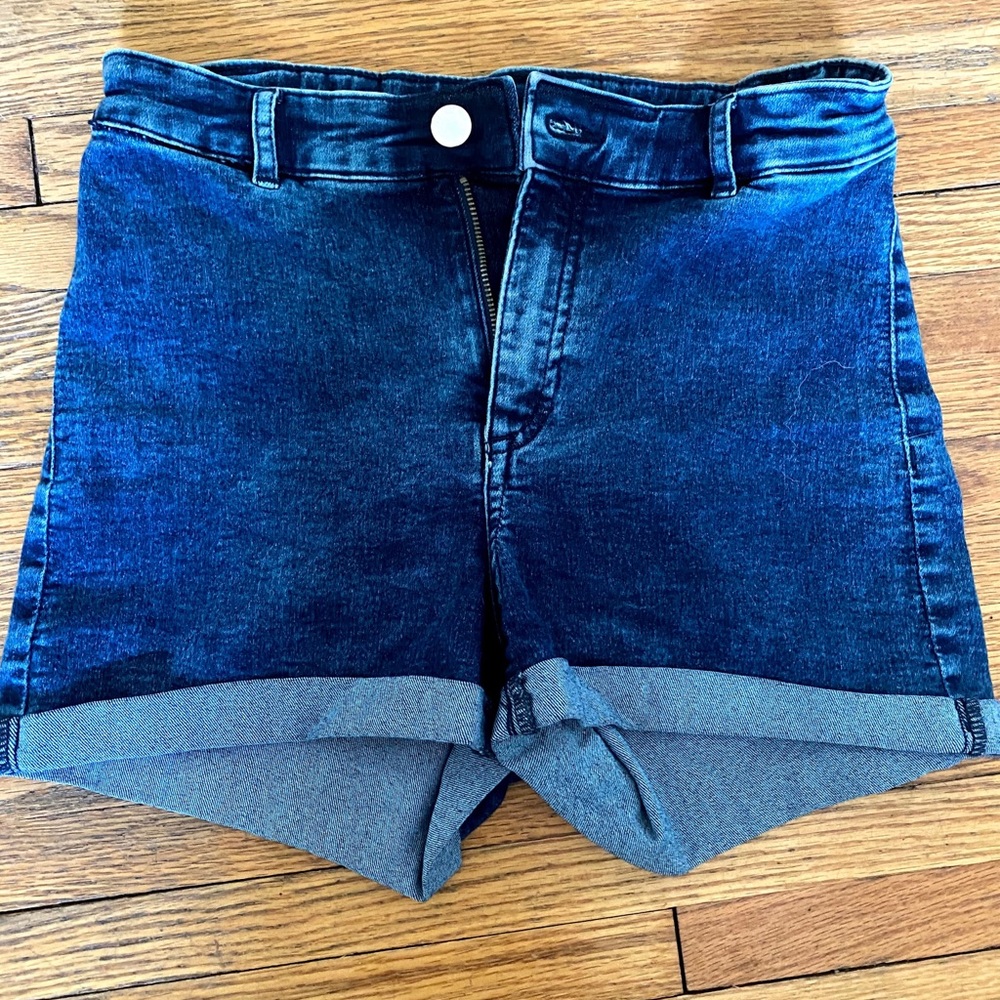H&M high waisted shorts